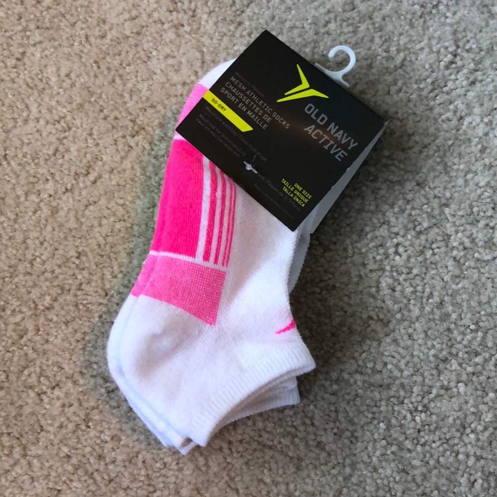 Old Navy active socks, three pack
